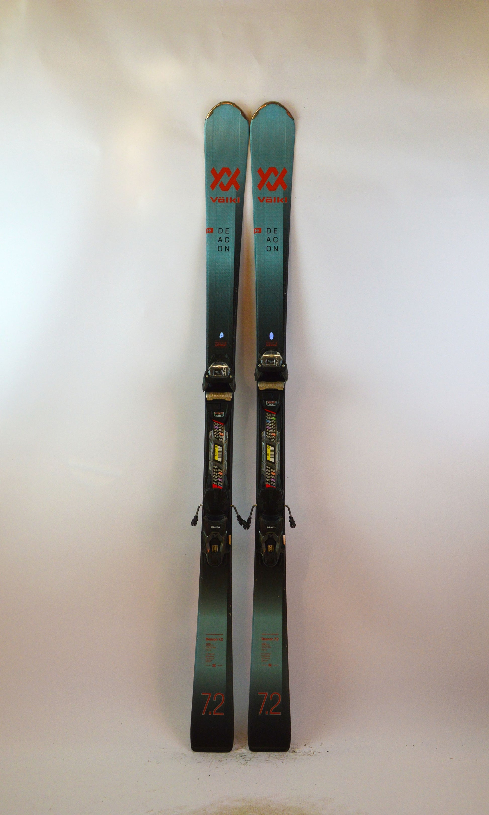 Ski Völkl Deacon 7.2