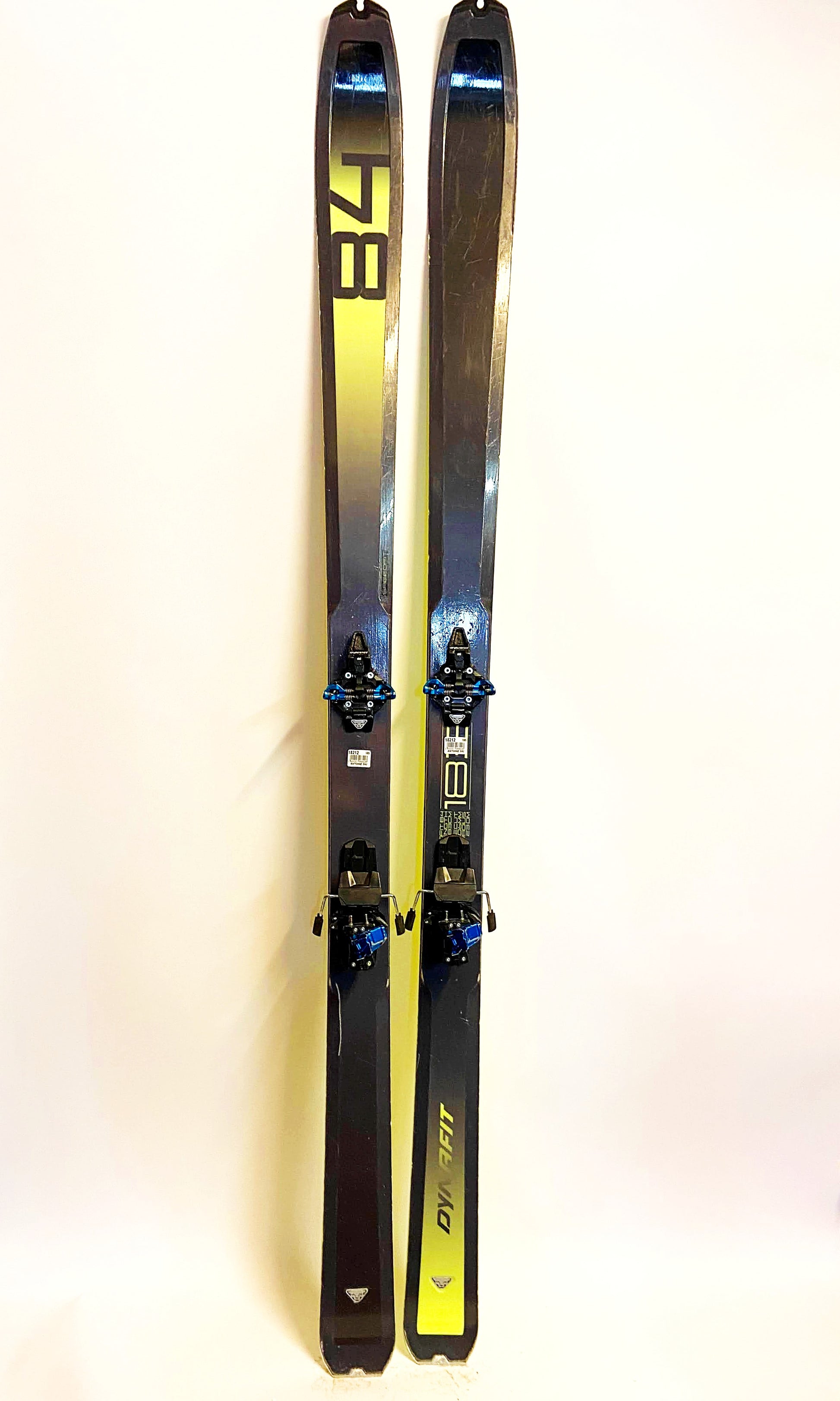 Ski Dynafit SPEEDFIT 84 + Dynafit Radical + Vellen