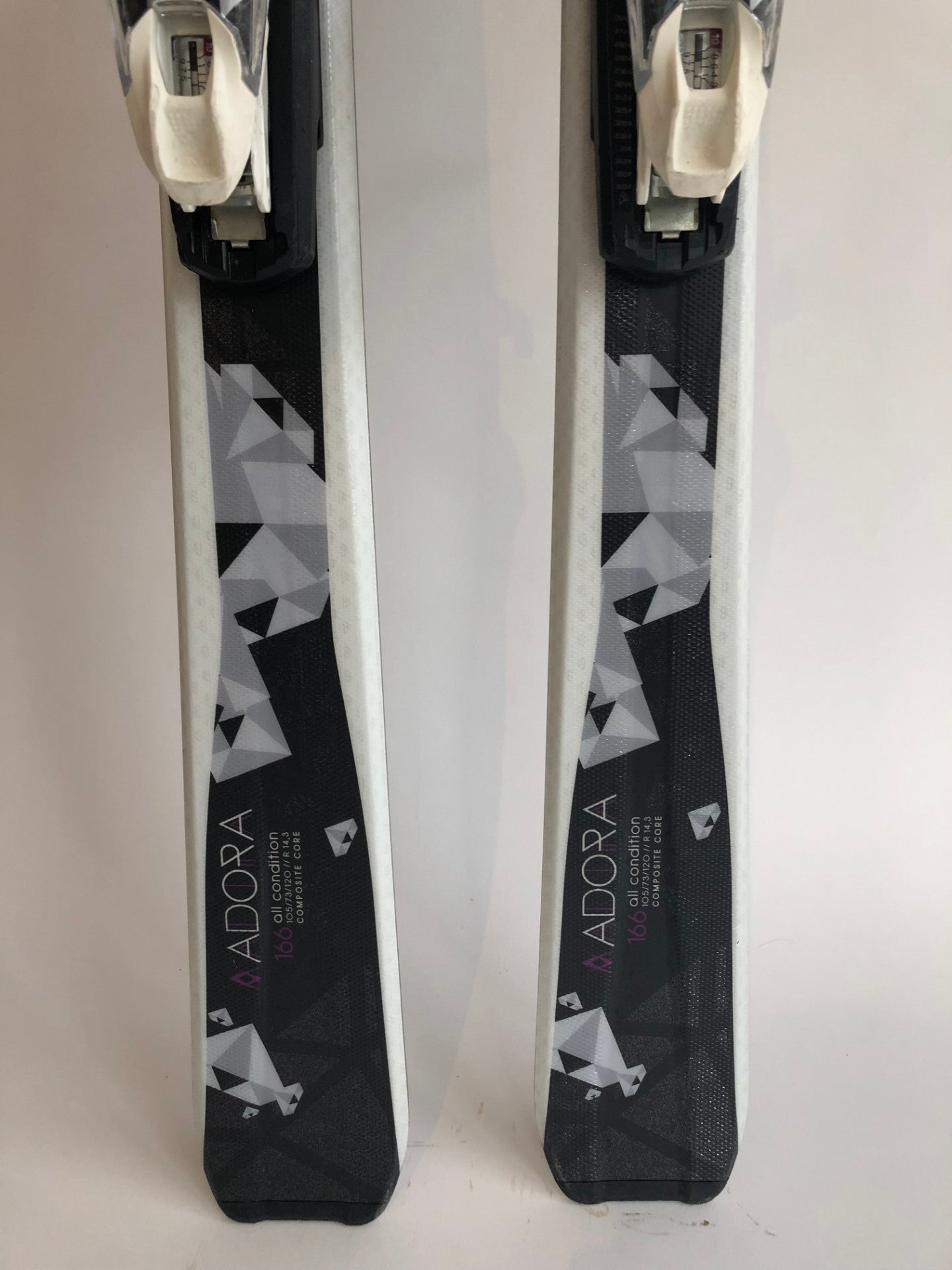 Ski Völkl Adora